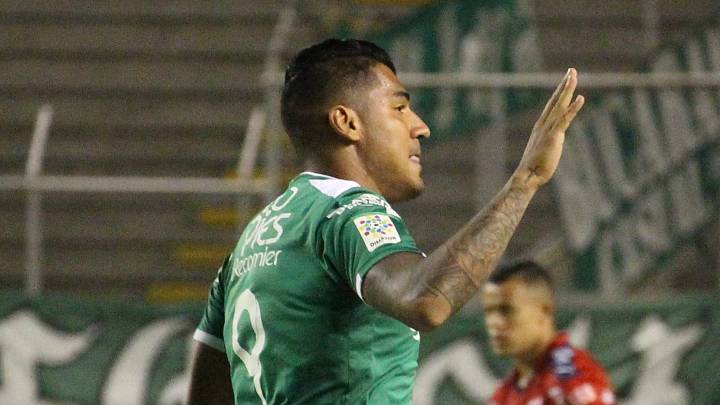 Jefferson Duque celebra un gol con el Cali, hoy su futuro con Junior no está definido