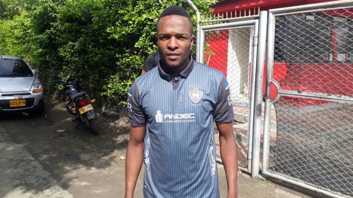 Rinson López, el colombiano que jugó como ecuatoriano en El Nacional, club reservado solo para jugadores de Ecuador.