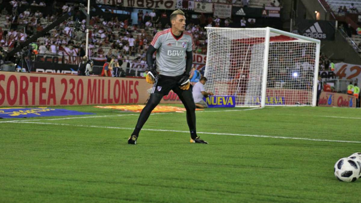 Marcelo Gallardo piensa en el arquero y teme por Jonatan Maidana