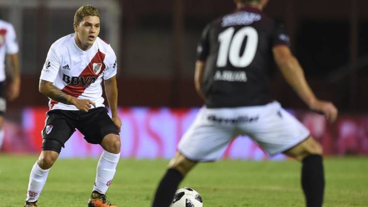 Juan Fernando Quintero debutaría como titular en River Plate ante Godoy Cruz por Superliga Argentina