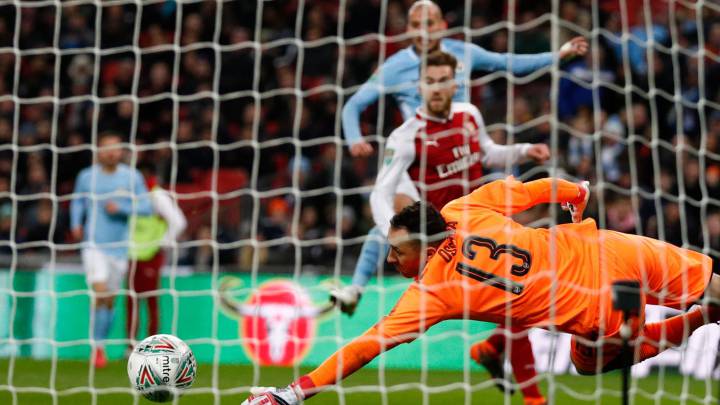 David Ospina fue titular en la derrota del Arsenal en la Carabao Cup.