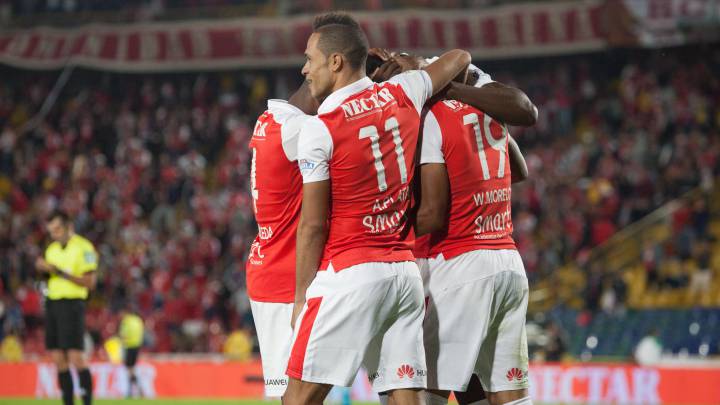 Celebración de Santa Fe en uno de los goles de Wilson Morelo ante Jaguares