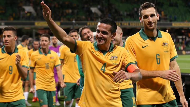 Tim Cahill, capitán de Australia, celebra su gol en las Eliminatorias al Mundial de Rusia ante Bangladesh