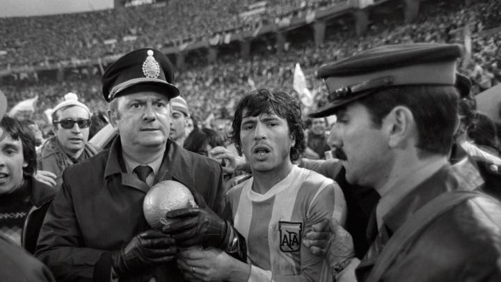 El Monumental recibe a Santa Fe después de 40 años de la dictadura y el Mundial