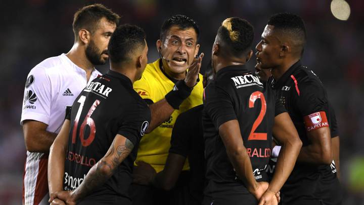River Plate y Santa Fe empatan 0-0 en Buenos Aires