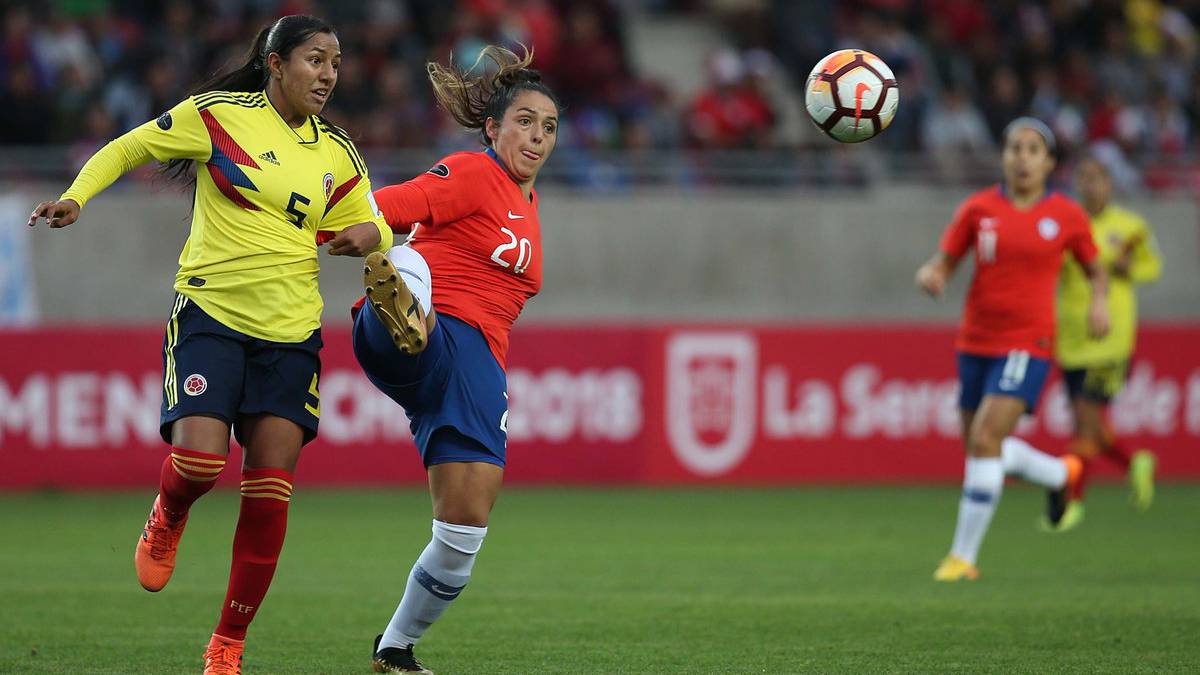 Chile y Colombia en el partido de la fecha 2 de Copa América Femenina