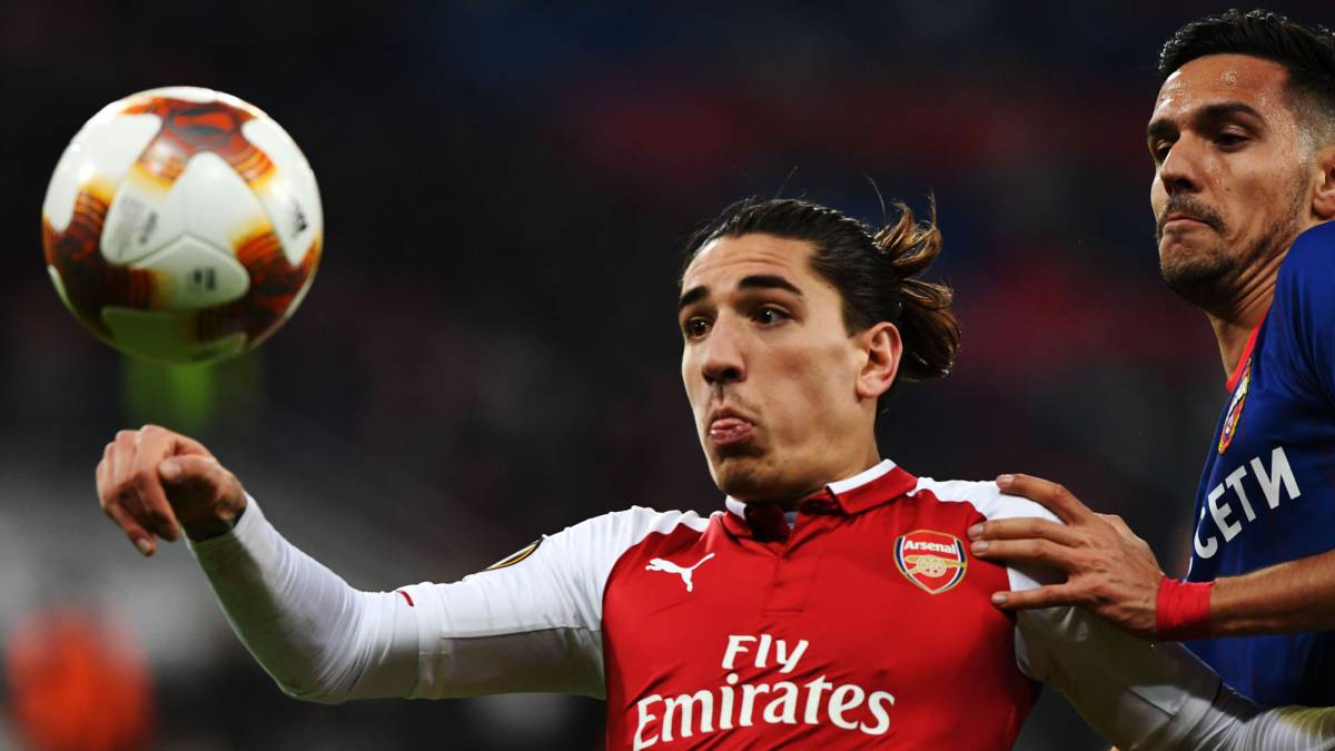 Arsenal empata en Moscú y entra con angustia en semifinales