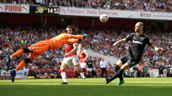 Sonríe la Selección: Ospina regresa en goleada de Arsenal