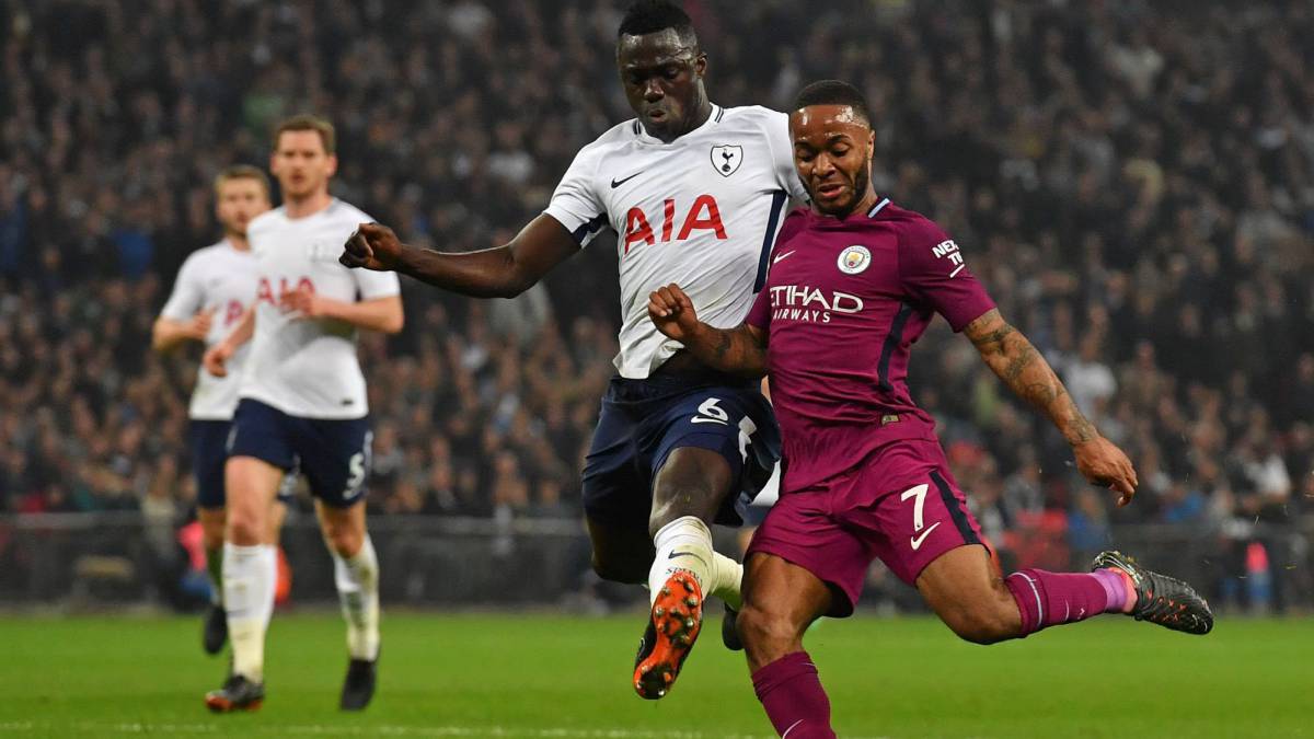 Dávinson Sánchez renovó su contrato con el Tottenham hasta 2024
