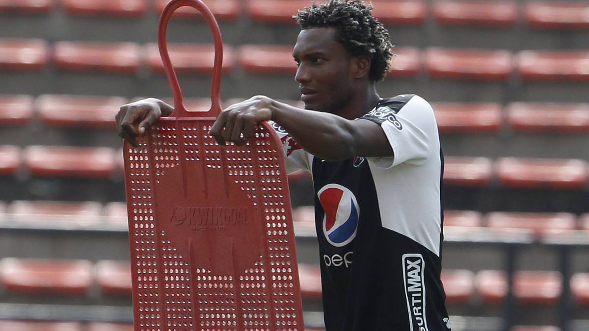 Didider Moreno y Daniel Cataño en entrenamiento de Medellín