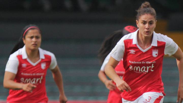 Nacional empató 1-1 con Santa Fe en la semifinal de la Liga Águila Femenina. Altuve marcó por la Leonas y Andrade empató de penal al minuto 89