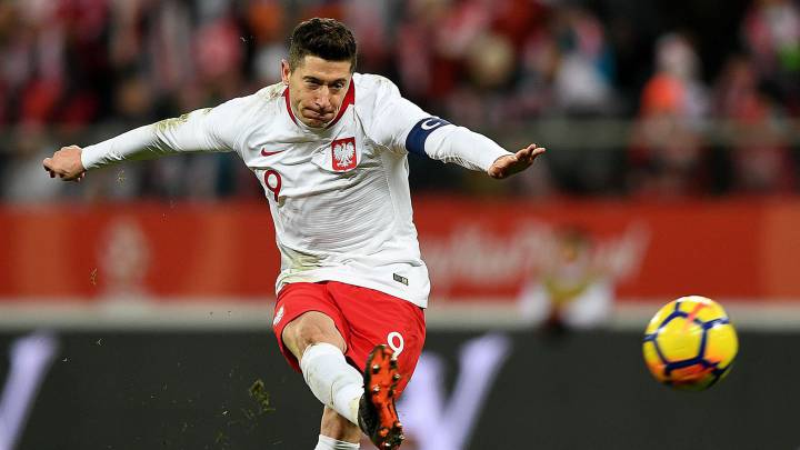 Robert Lewandowski y Falcao García, los delanteros del Grupo H que mejor llegan al Mundial de Rusia 2018