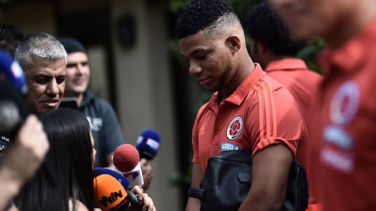 Frank Fabra se pierde el Mundial por una lesión de ligamento cruzado.