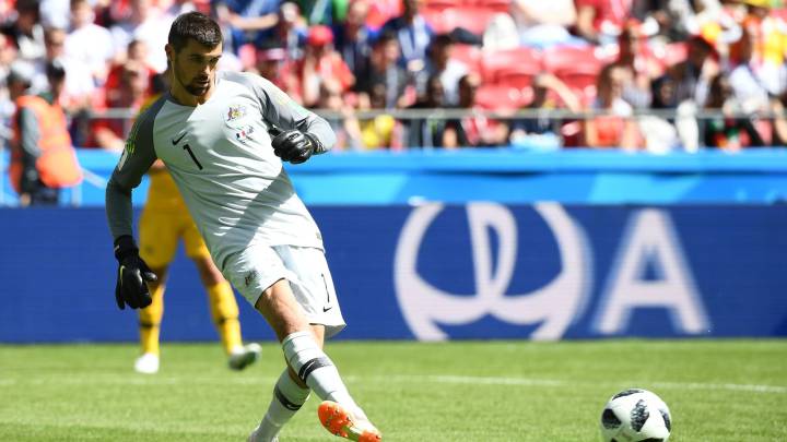 Mathew Ryan, arquero de Australia, le deseó éxitos a José Izquierdo en el Mundial Rusia 2018