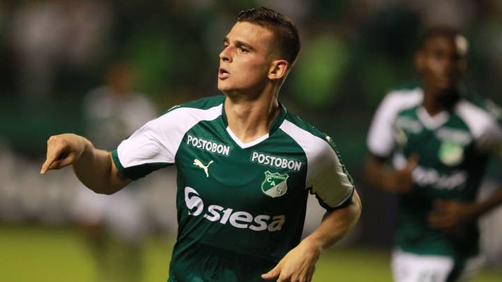 Nicolás Benedetti celebra su gol con el Cali ante Bolívar