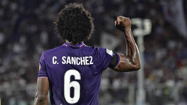 Carlos Sánchez está fuera de los planes del técnico de la Fiorentina