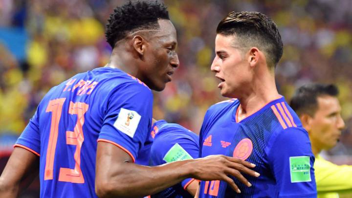 Yerry Mina y James Rodríguez en el partido ante Polonia en el Mundial de Rusia 2018