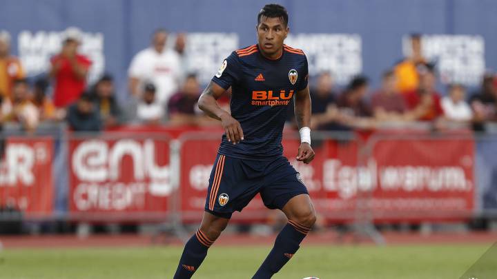 Jeison Murillo fue adquirido por Valencia