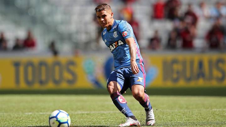 Gustavo Cuéllar habló sobre su continuidad en Flamengo