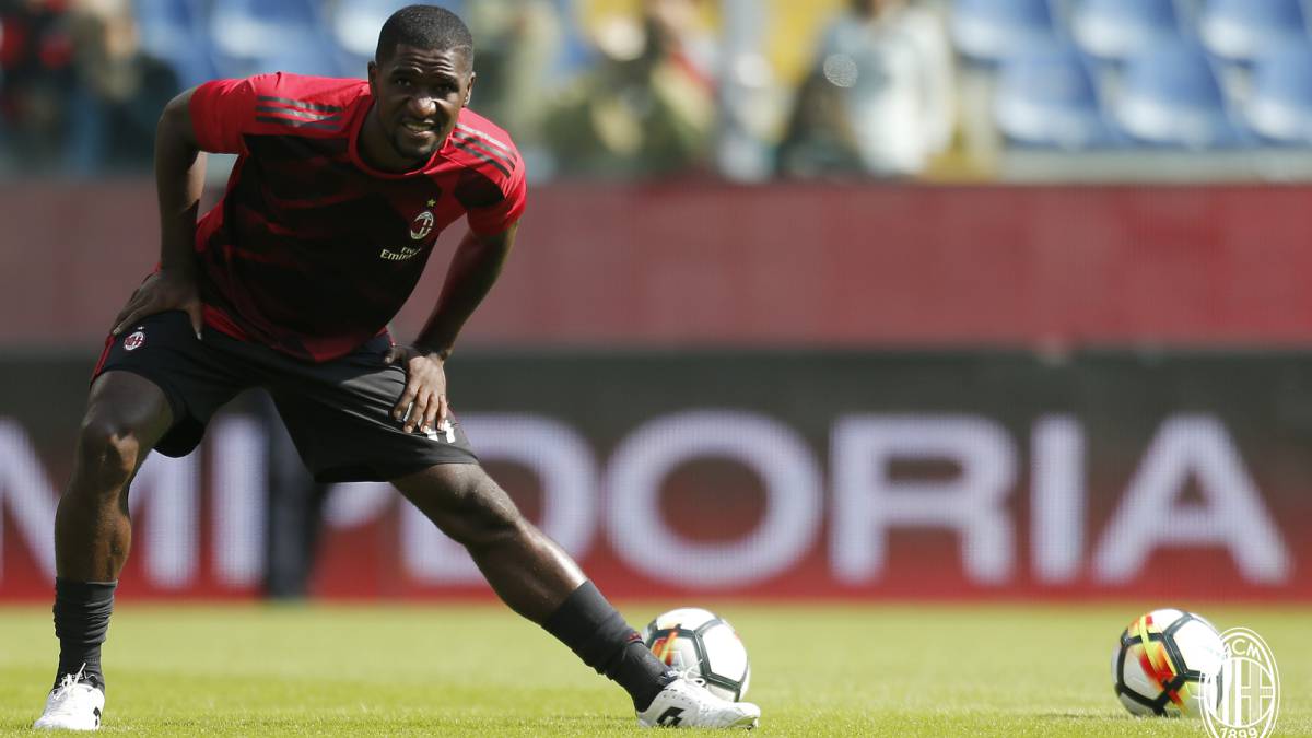Camiseta AC Milan CHRISTIAN ZAPATA Camiseta AC Milan CHRISTIAN ZAPATA