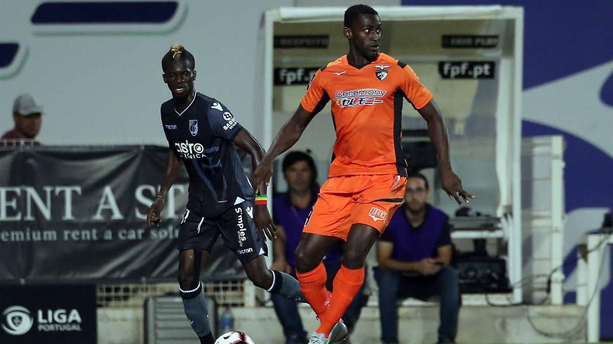 Jackson Martínez volvió a jugar y debutó oficialmente con el Portimonense de Portugal. El delantero colombiano tuvo dos remates al arco y su equipo ganó