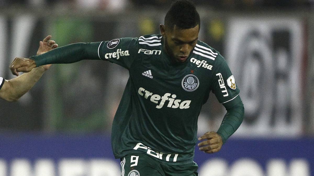 Miguel Borja apenas recibió 4.5 puntos en la eliminación de Palmerias en las semifinales de la Copa de Brasil ante Cruzeiro. Flamengo también quedó afuera