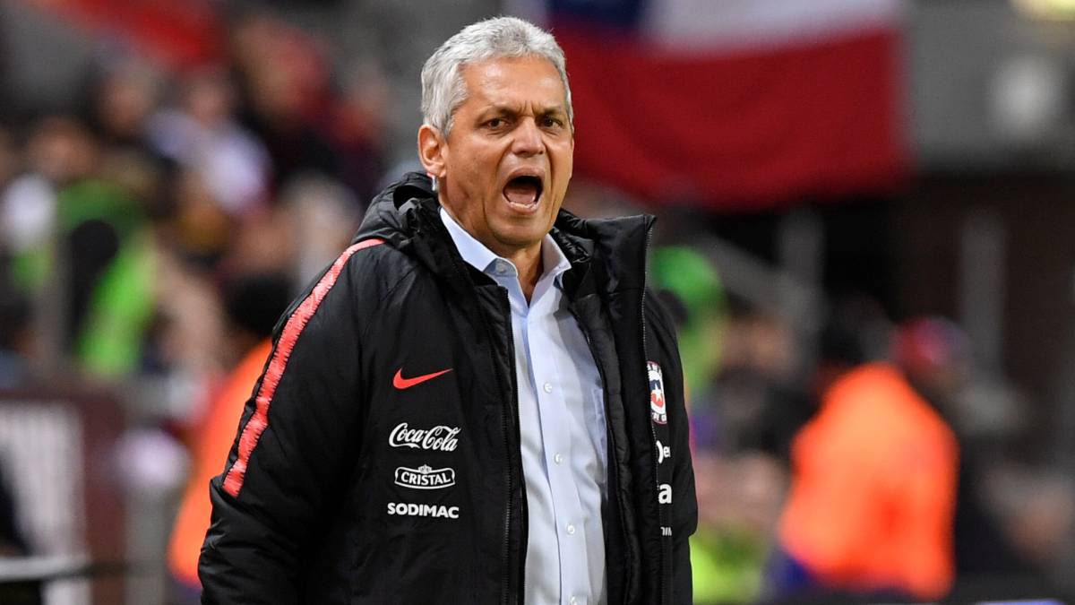 El primer candidato a la presidencia de la ANFP elogió al técnico colombiano Reinaldo Rueda y afirmó que trabajaría con él en la Selección chilena