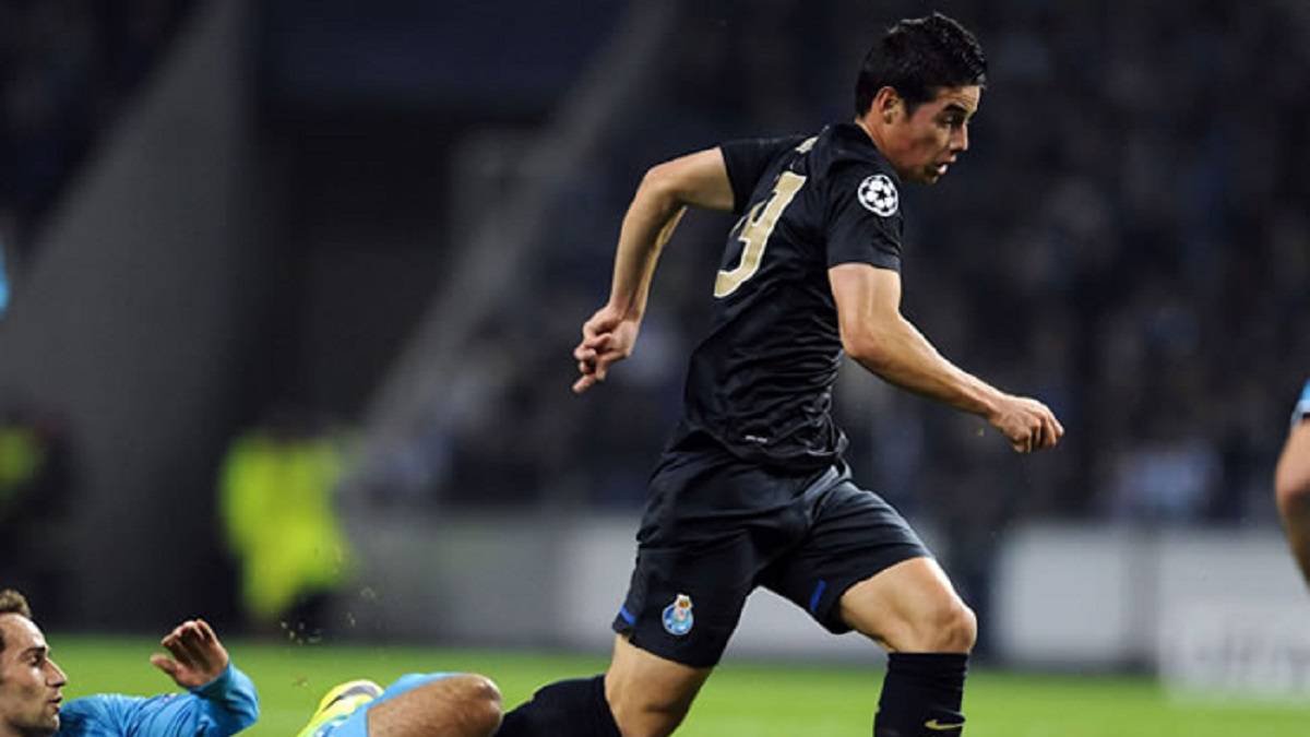 James Rodríguez jugando con el Porto ante Zenit