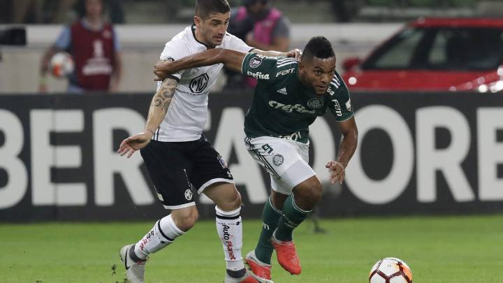 El delantero Miguel Borja anotó en la victoria de Palmeiras contra Colo Colo y llegó a 14 goles en Copa Libertadores. Es el quinto goleador colombiano.