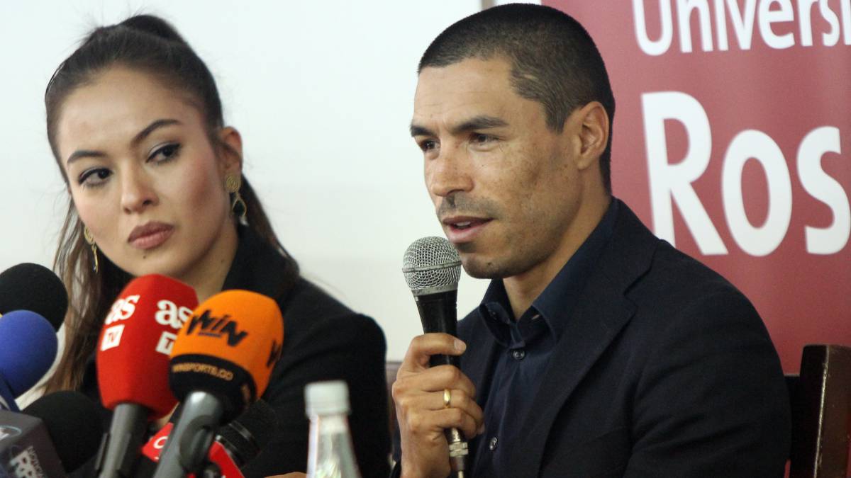 Iván Ramiro Córdoba dijo que la Selección Colombia puede ser dirigida por un técnico de la categoría de Mourinho o Marcelo Lippi. También mencionó a Rueda.