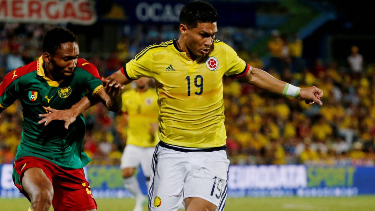 Teófilo Gutiérrez ante Camerún en Selección