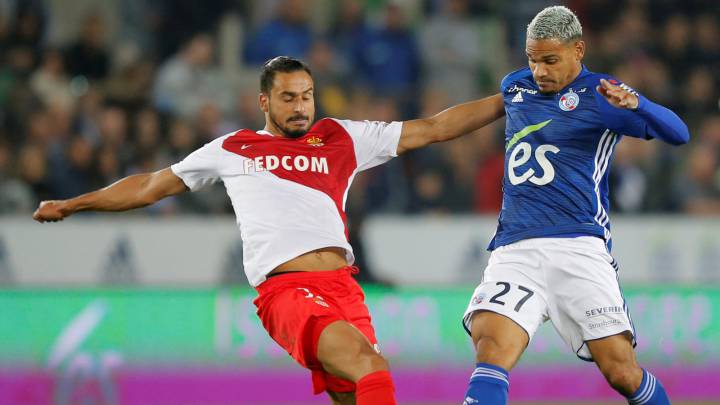 Strasbourg - Mónaco en vivo hoy, por la fecha 10 de la Liga 1 de Francia que se juega en el Stade de la Meinau. Falcao sale lesionado en el debut de Henry