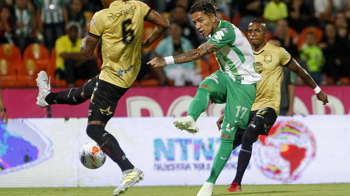 El delantero Dayro Moreno contó en diálogo con El Tiempo detalles sobre su conflicto con Jeison Lucumí y su opinión sobre su despido en Atlético Nacional.