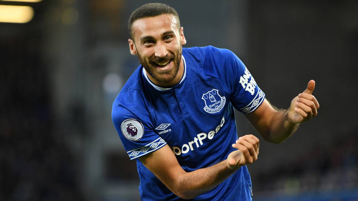 Yerry Mina estuvo en el banco en la victoria del Everton dos goles por cero ante el Crystal Palace en el desarrollo de la novena fecha de la Premier League