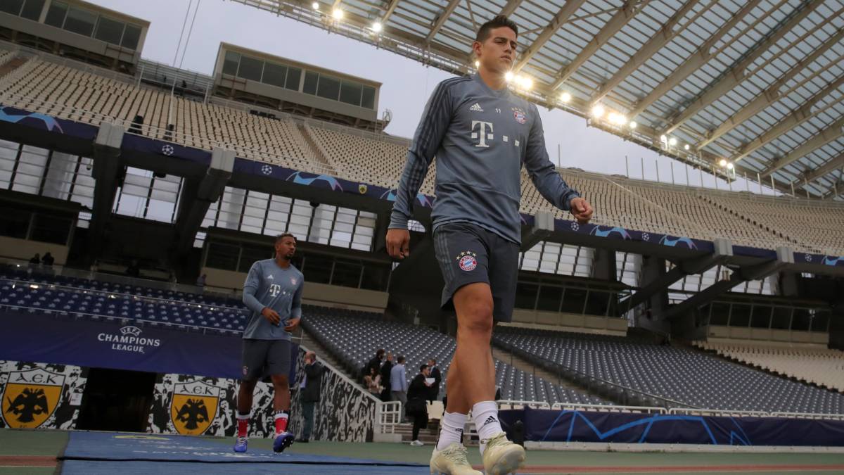 James Rodríguez en el estadio Olímpico de Atenas