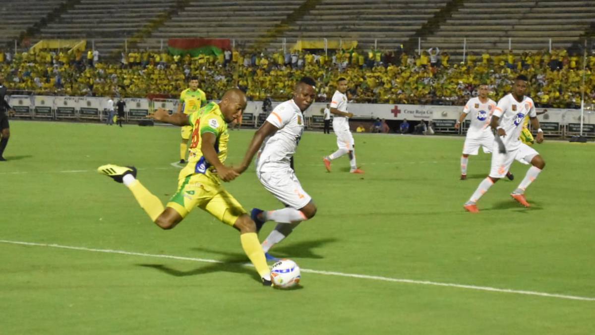 Huila venció 2-1 a Envigado por la fecha 17 de la Liga Águila II-2018