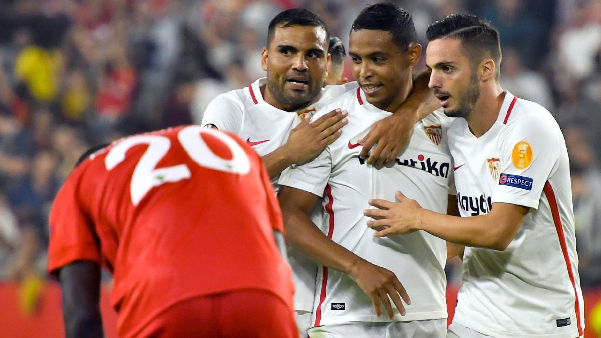 Luis Fernando Muriel celebra un gol en Champions