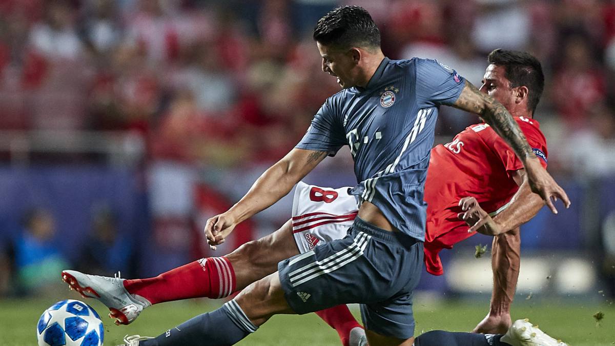 James con el Bayern ante Benfica