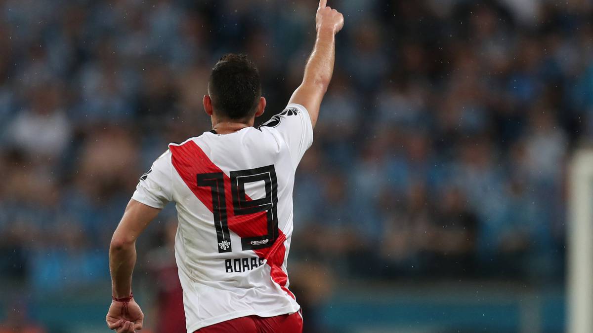 Rafael Santos Borré se volvió en un hombre clave de River Plate. El colombiano creció y su gol impulsó al equipo a la final de la Libertadores