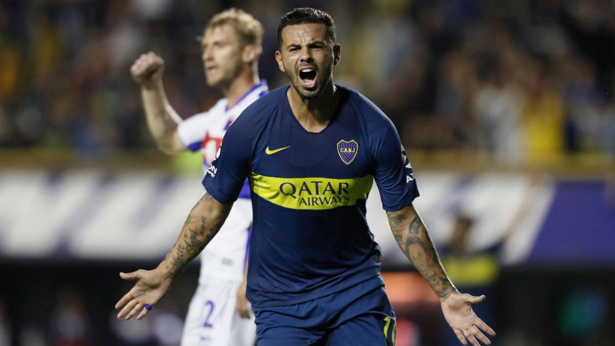 Edwin Cardona llegó a 10 goles con Boca Juniors