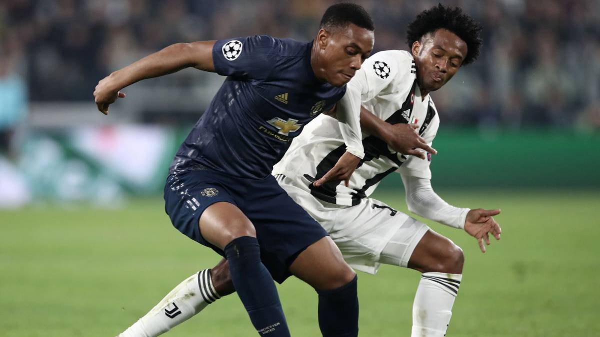 Juventus perdió 1-2 ante Manchester United, aunque Juan Guillermo Cuadrado hizo un gran partido. El equipo sigue líder en la Champions League