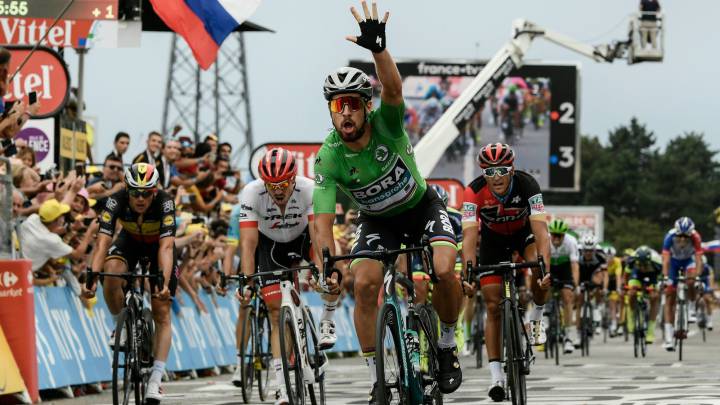 El ciclista Peter Sagan llegó a Colombia el pasado domingo y habría sido invitado por el colombiano Fernando Gaviria para pasar unos días de vacaciones.