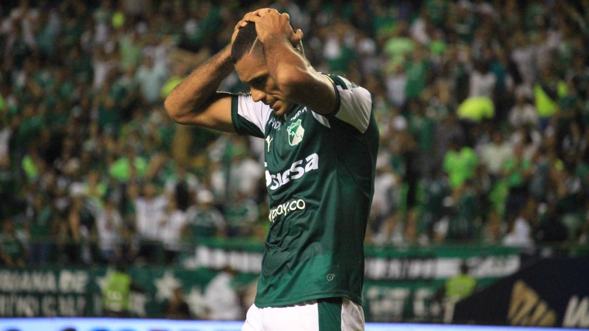 José Sand se lamenta con el Cali