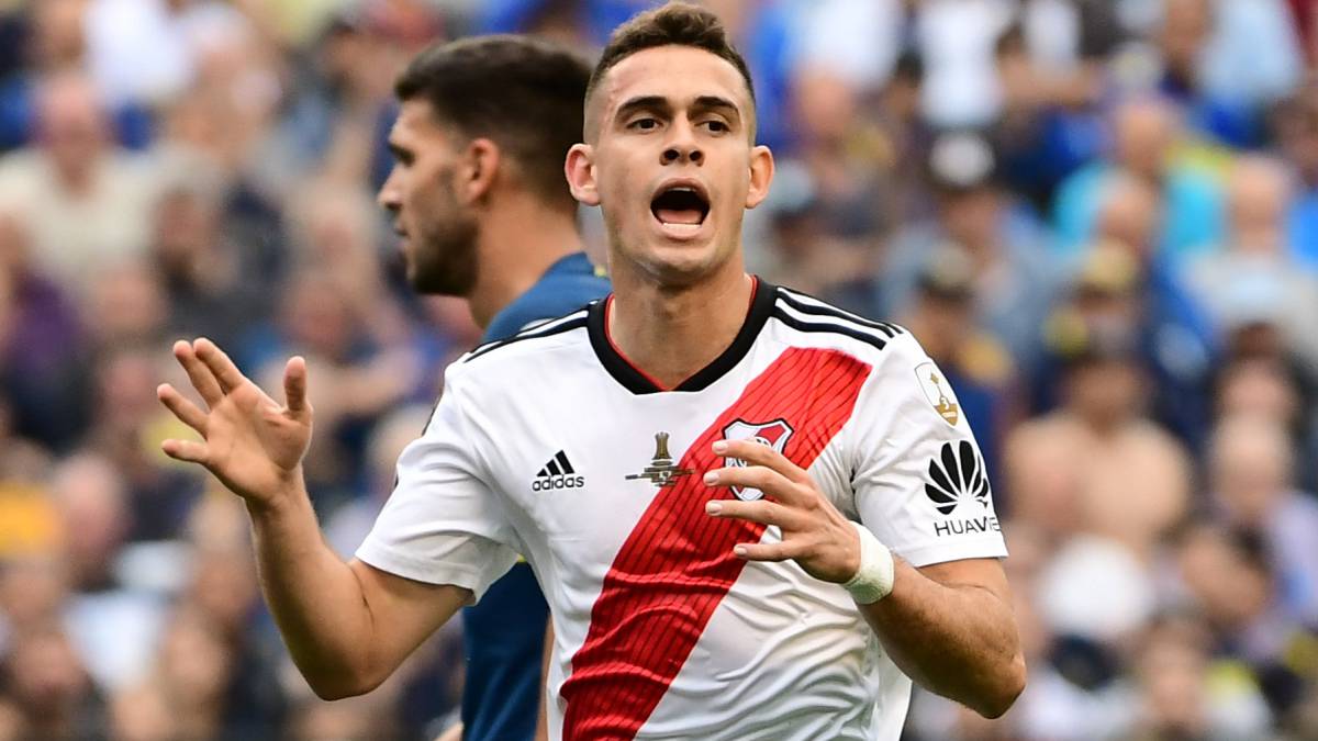 Santos Borré es amonestado y se pierda la revancha de la final
