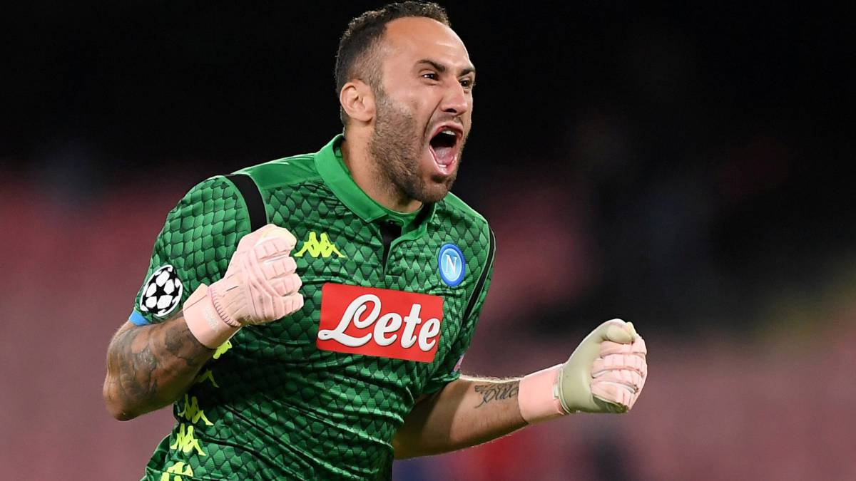 David Ospina celebra un gol de Napoli ante PSG