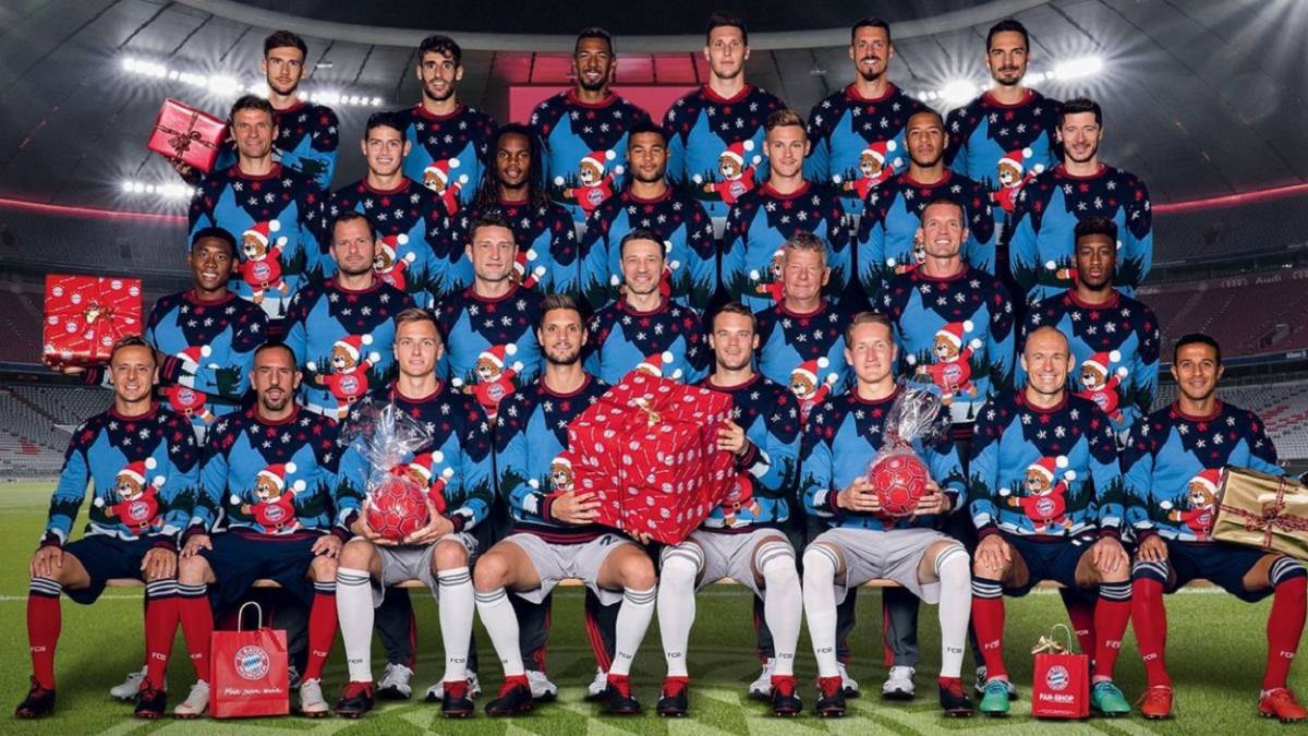 James Rodríguez y Bayern Múnich presentaron su indumentaria de Navidad.