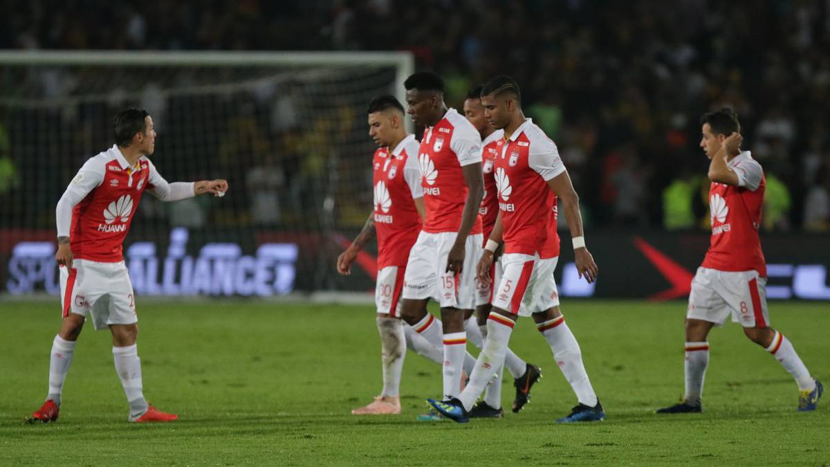 Tolima perdió 0-1 contra Santa Fe en el estadio Manuel Murillo de Ibagué pero se impuso 4-3 en penales y clasificó a la semifinal de la Liga Águila.