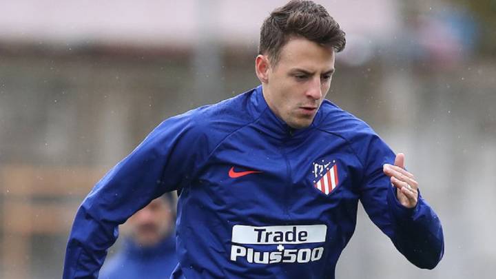 Santiago Arias será titular con el Atlético de Madrid ante Barcelona debido a la lesión de Juanfran