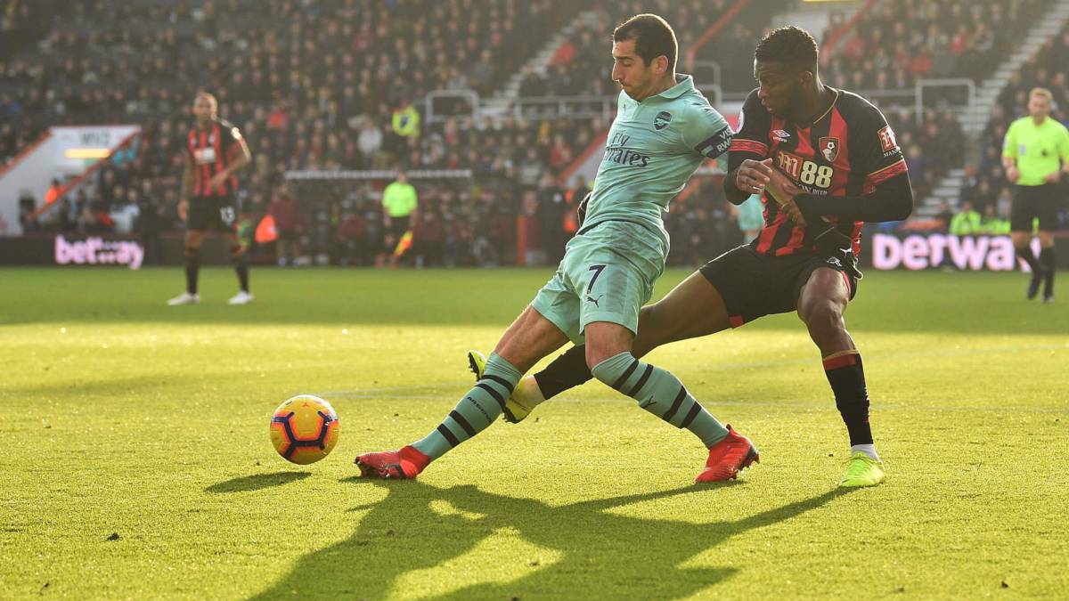 Autogol de Jefferson Lerma en la derrota del Bournemouth ante el Arsenal
