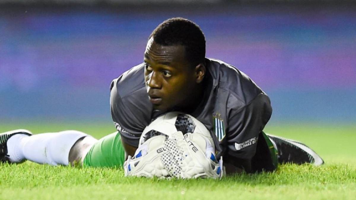 El arquero colombiano Iván Arboleda fue la figura en el empate de Banfield contra Racing en Avellaneda, por la fecha 13 de la Superliga de Argentina.